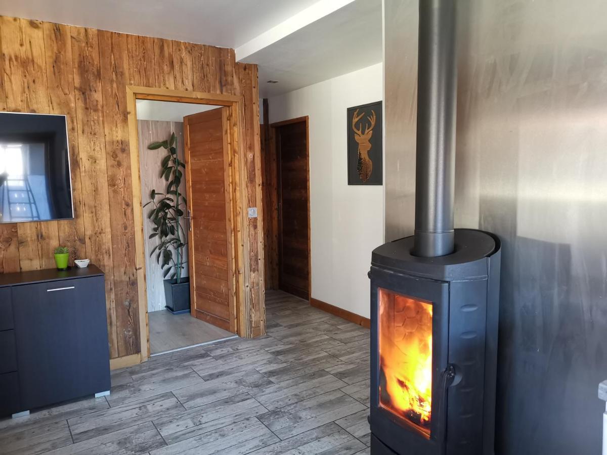 maison de village au pied des 3 Vallées Villarlurin Esterno foto
