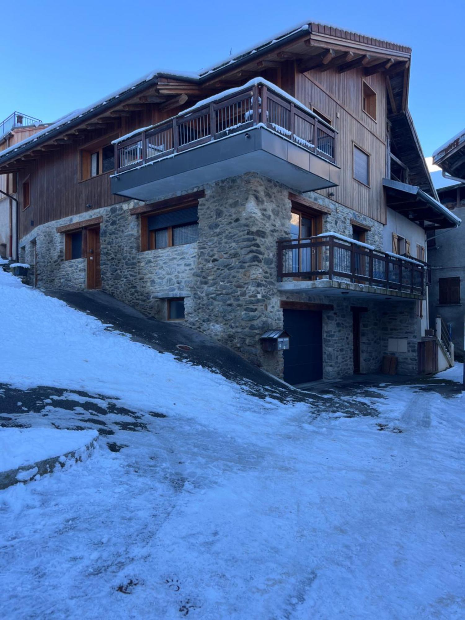 maison de village au pied des 3 Vallées Villarlurin Esterno foto